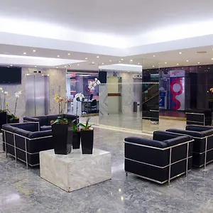 Paseo De Mercedes Caracas